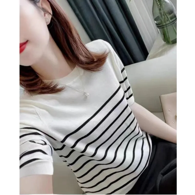 

Striped ice silk short-sleeved T-shirt women's summer crew-neck loose slimming age reduction half-sleeved knitted top