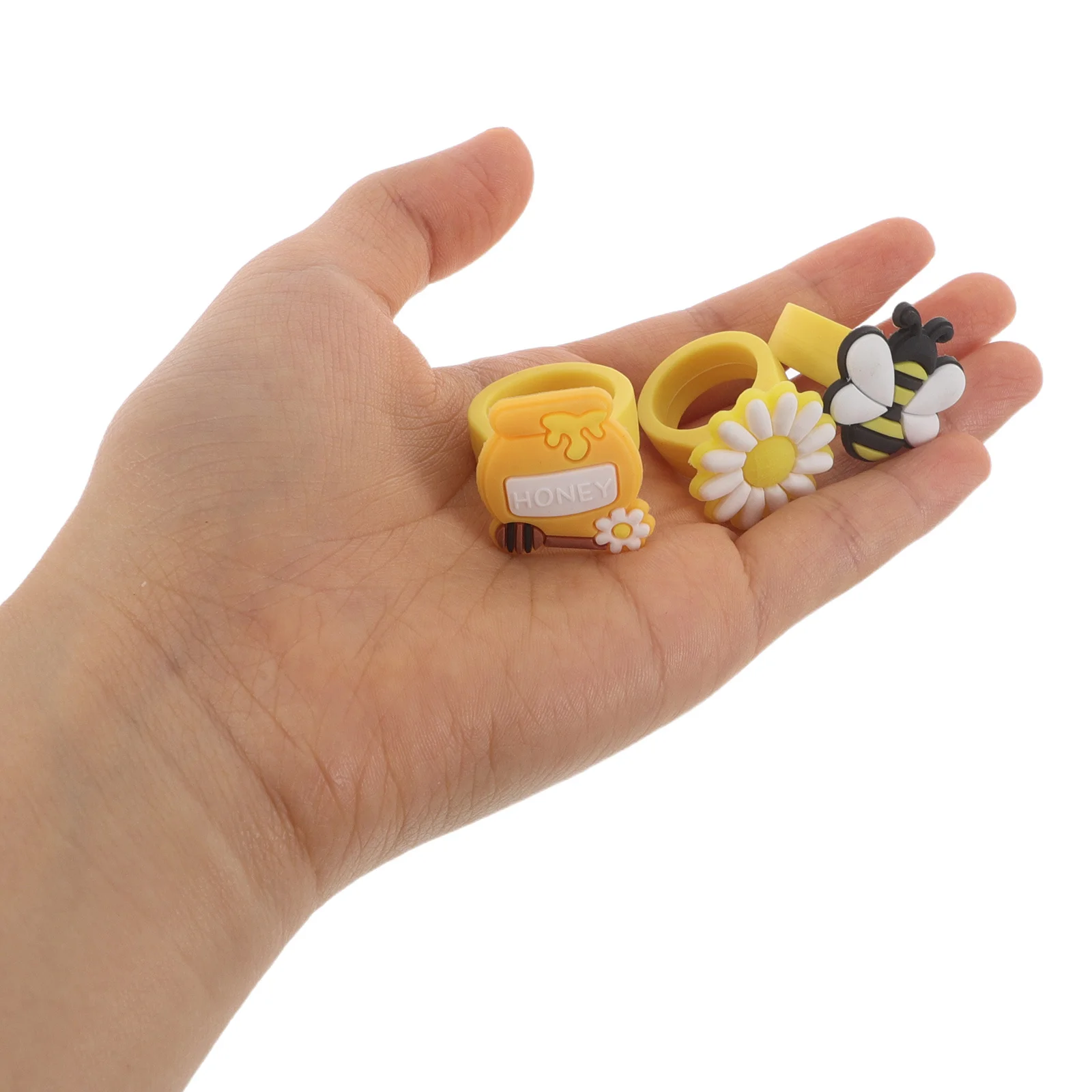 

30pcs Fashion Girls Cute Bee Animal Pvc Rings For Kids Birthday Party Favors Classroom Rewards Goodie Bag Fillers Carnival