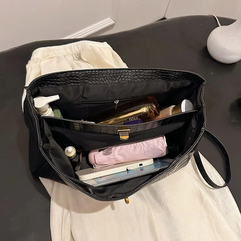 Thumbnail 4 - #36 Best Faux Fur Shoulder Bags to Buy In 2026