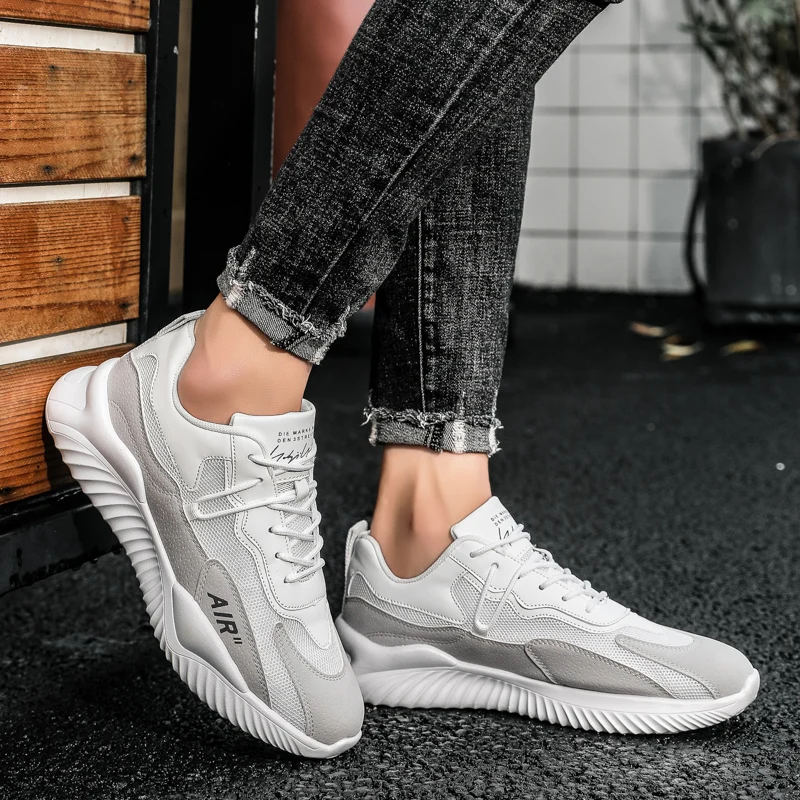 Men Sports Shoes Summer 2023 Mesh Breathable White Running Man Shoes Casual Fashion Sneakers Thick Sole Non-Slip Zapatos Hombre