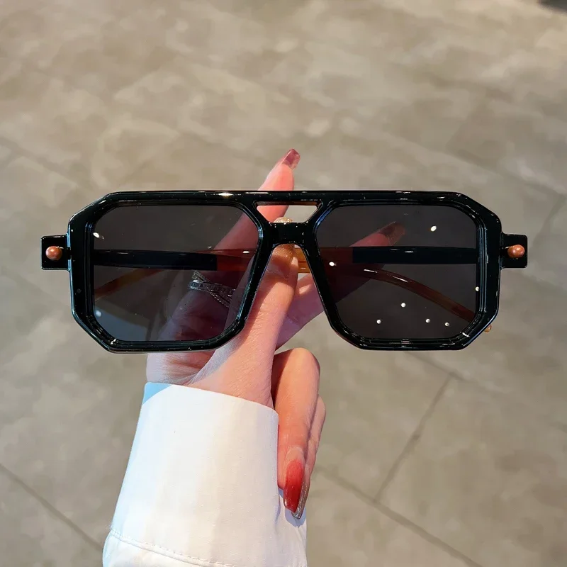 Unise Trendy Design UV400 Shades Vintage Quadratische Sonnenbrille für Männer Frauen Mode Retro Doppel Brücke Sonnenbrille Brillen