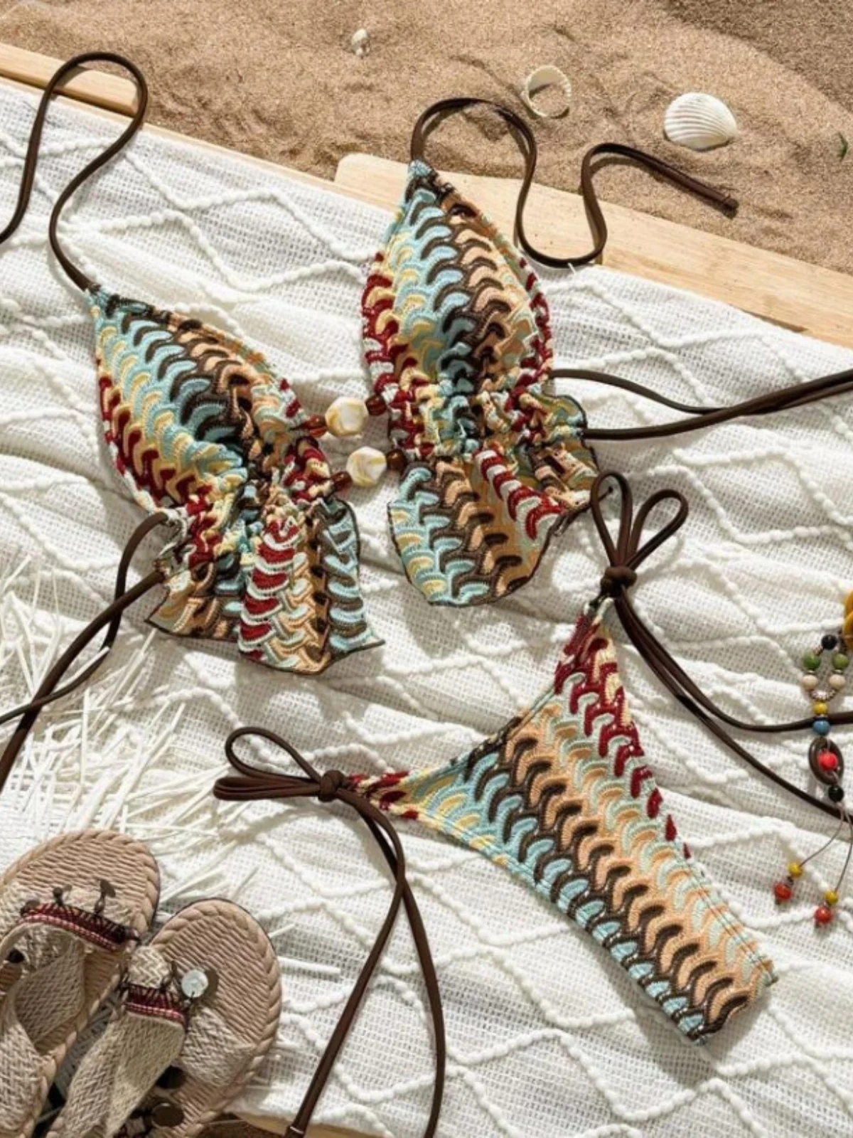 Sexy caffè a righe bikini set 2026 donne in rilievo stringa scava fuori crop top perizoma costume da bagno estivo costume da bagno vacanza costumi da bagno