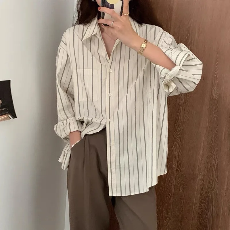 

Vertical striped shirt women long sleeve new Korean version of popular Hong Kong style basic shirt women fold to wear top