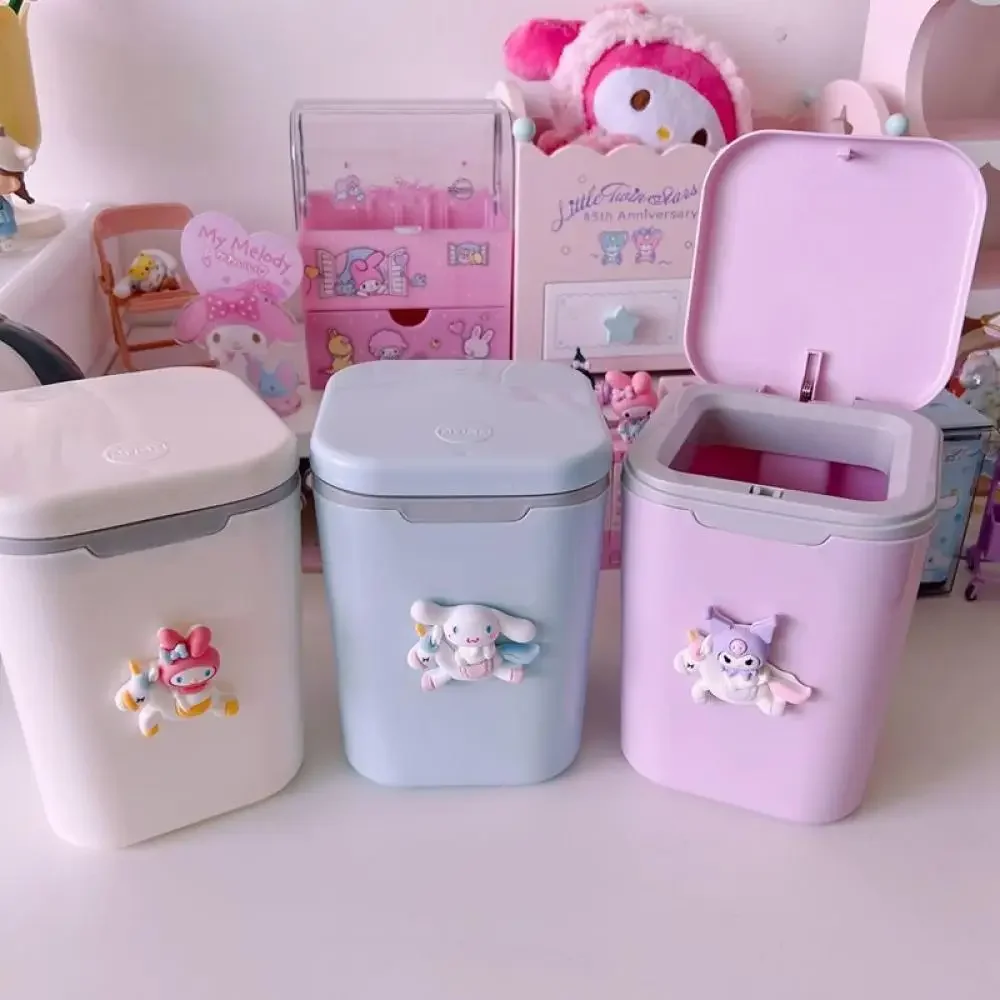 Kawaii Pochacco Cinnamoroll Mini Waste Bins with Cover Desktop Garbage Basket Cartoon Anime Melody Kuromi Home Plastic Trash Can