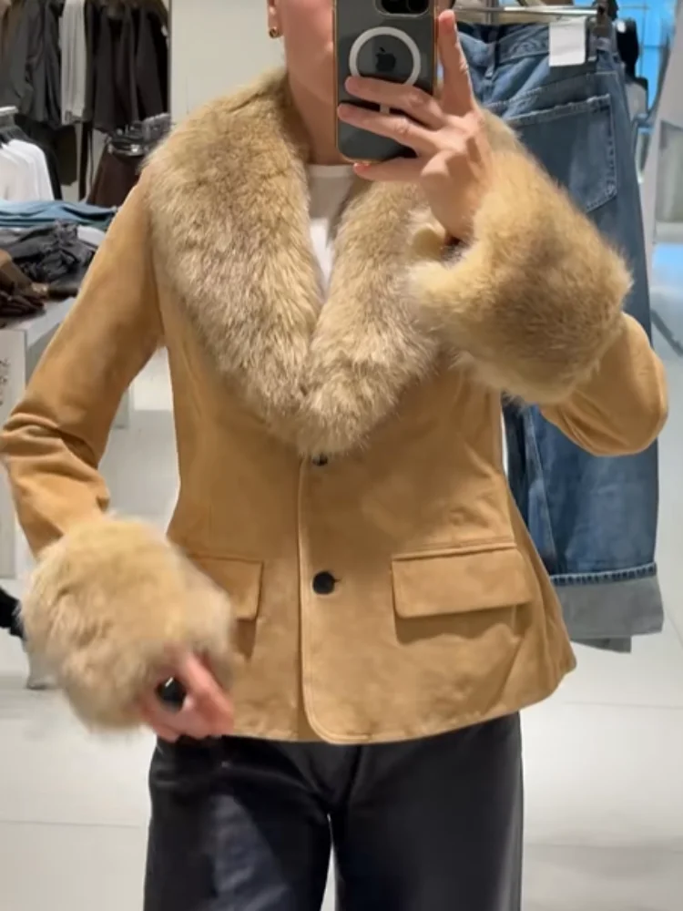 

Sleeve Plush Cuff Short Coat 2025 Lady Chic Daily High Street OuterwearChic Faux Collar Suede Jacket Women Casual Lapel Full