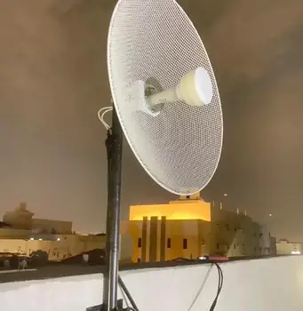 Premium 5G 4G 3G Anten Besleme Çift Bant 1710-4200MHz 22dBi Feedhorn Uzun Menzilli Mimo Parabolik Çanak Izgarası için