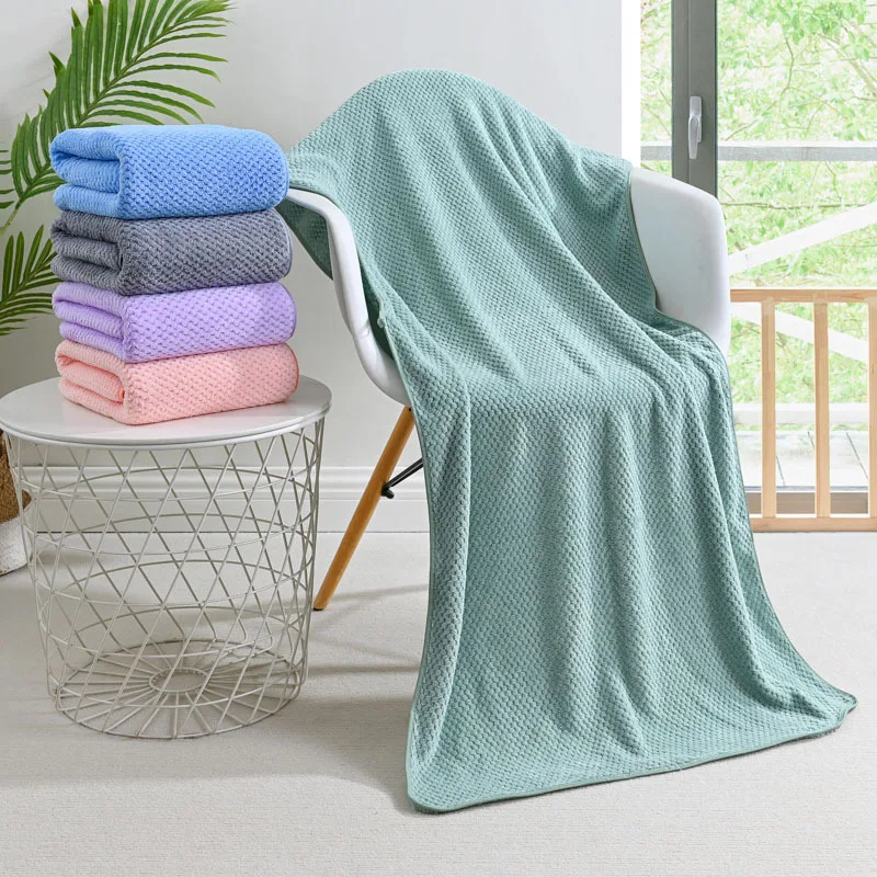 

Thickened Quick-Dry Teak Bath Towel Coral Velour Cationic Wide-Striped Beach Towel Large Bath Towel for Shower Absorption