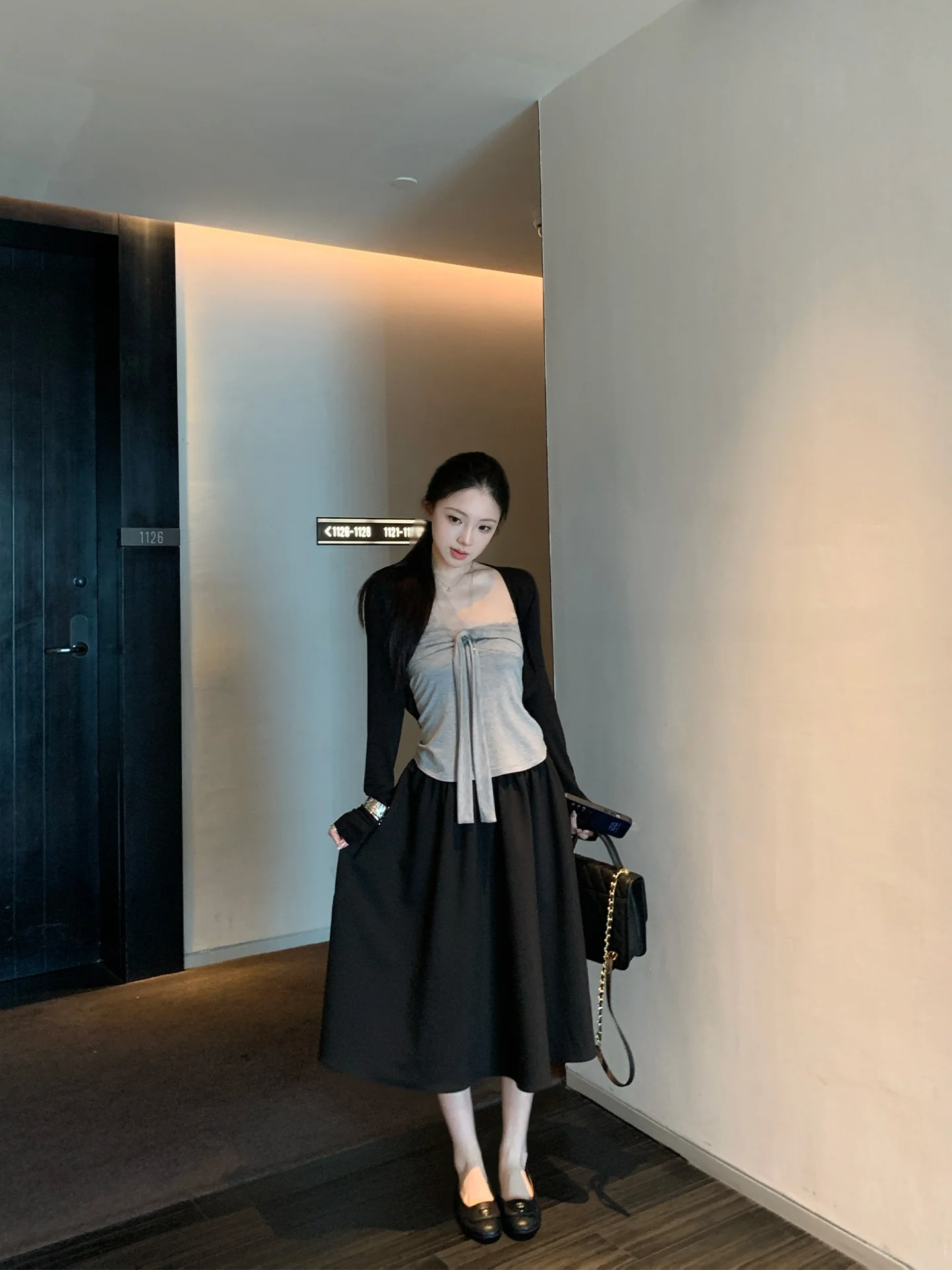 

Юбка YOLO SHOP: Умная женская юбка в корейском стиле с высокой талией, драпировкой, черная, повседневная, свободного кроя, А-силуэт, с высокой эластичностью