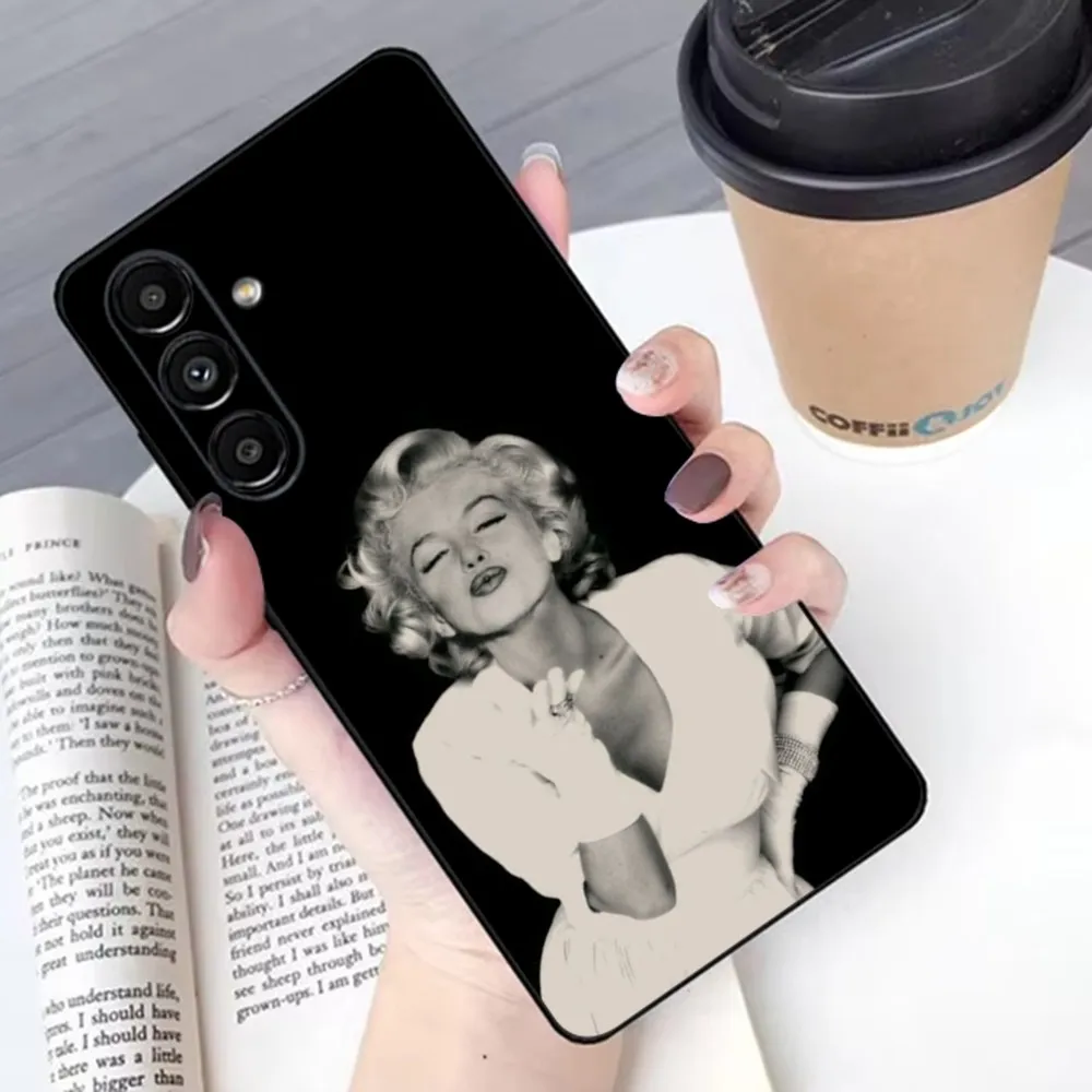 M-Marilyn Monroe  Phone Case For Samsung S24,23,22,30,21,10,9,Ultra,Plus,Lite,FE,Soft Silicone Black Cover