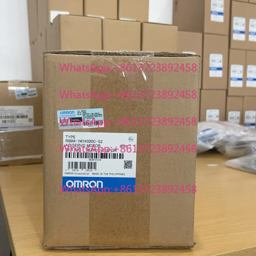 OMRON R88M-1M1K020C-S2 Servo Motor