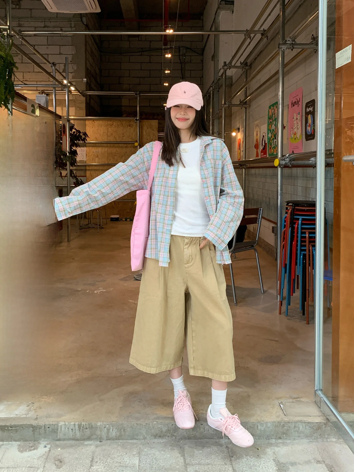 

Свободные повседневные брюки цвета хаки с высокой талией для женщин, весенние, прямые, широкие, укороченные, для повседневной носки и офиса