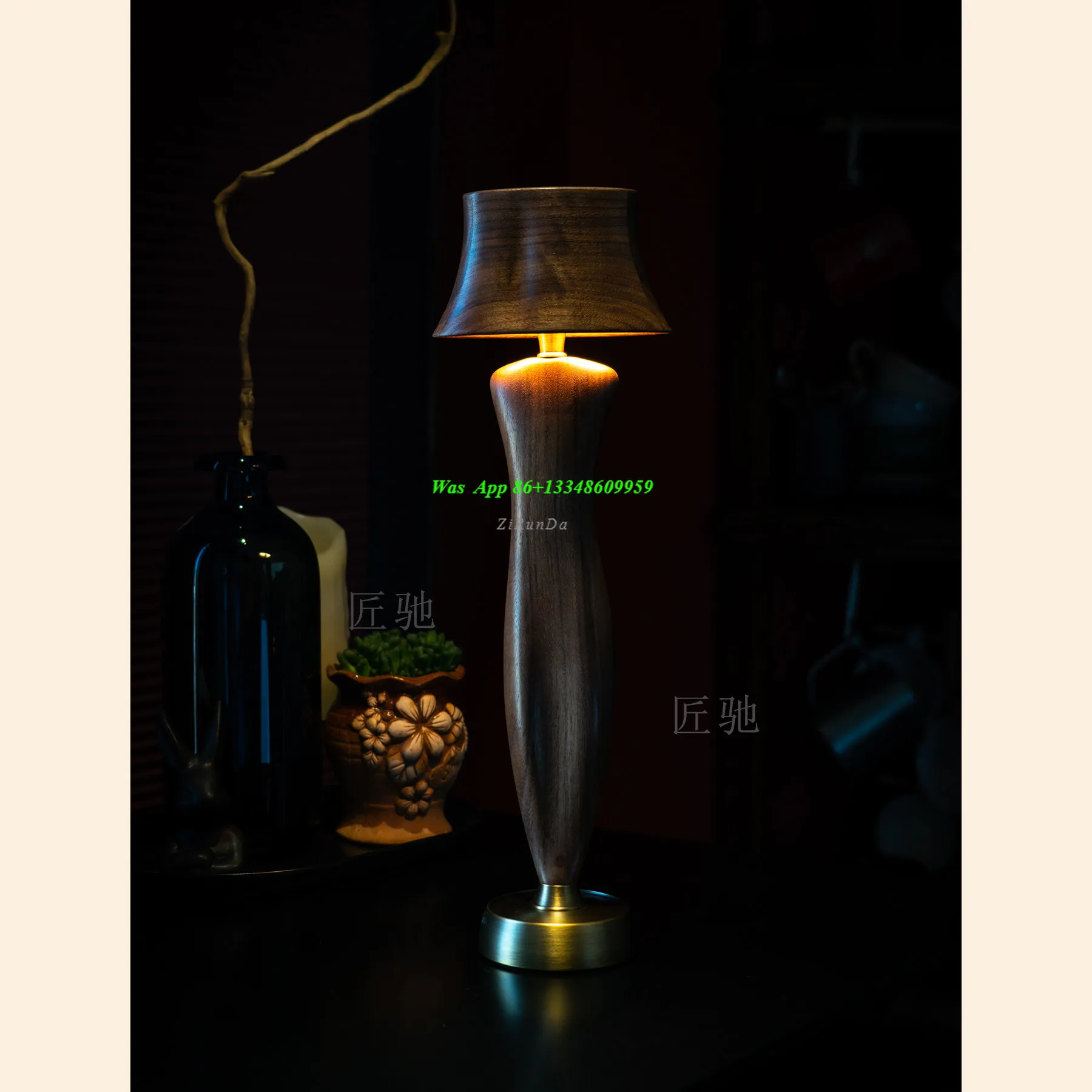 Art Design Retro Desktop Decoration Atmosphere Table Lamp High Value Room Light Luxury Advanced Warm Light