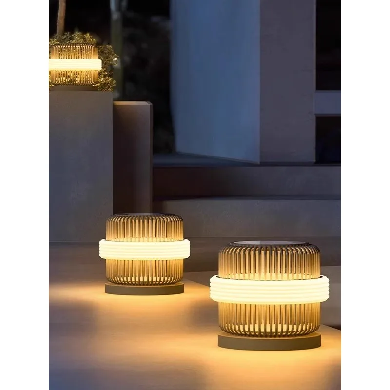 Garden door pillar, solar light, gate stigma light