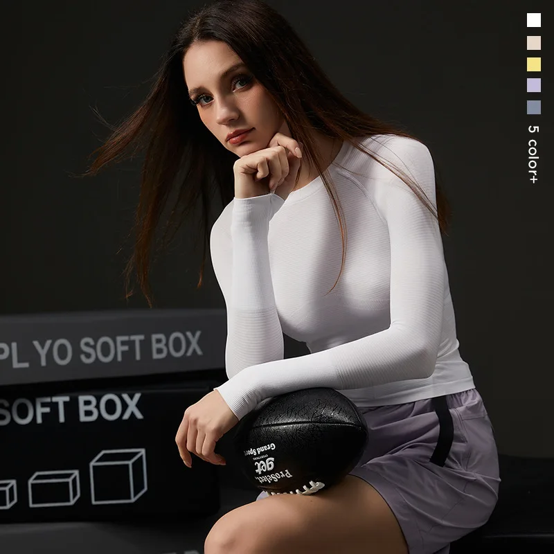 Ultra-Lightweight Seamless Yoga Top with Thumb Holes - Quick-Dry, Moisture-Wicking, No Chafing, Ideal for Any Workout!