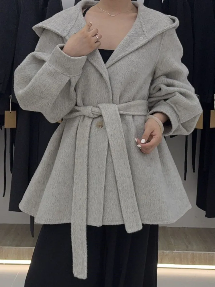 ZMEENNA Eleganter kurzer Wollmischungsmantel für Damen mit Kapuzenkragen und Krawattengürtel, Winteroberbekleidung, warme Jacke ZM4027