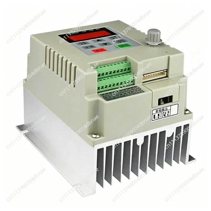 0.75KW 1.5KW 2.2KW Single-phase Input And Output Constant Pressure Water Supply Inverter Single-phase Water Pump Inverter 220V