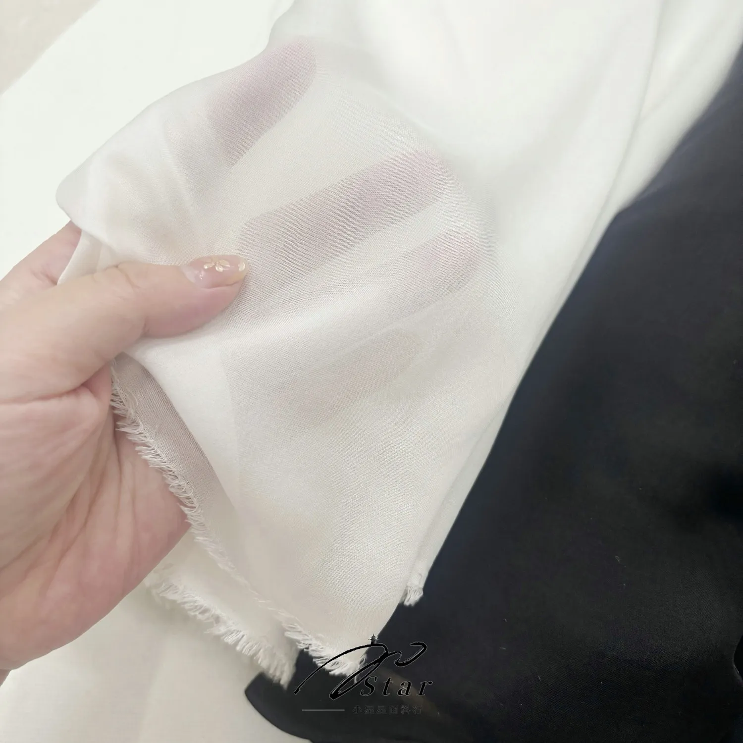 Pure Color Silk PAJ Fabric Slightly Transparent Silk Scarf Tie-Dyed Fan Surface Silkworm Silk Satin Fabric White Black Summer