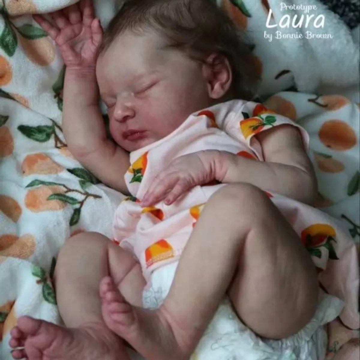 19inches Kit Laura Reborn Doll Parts with Cloth Body Unfinished Unpainted Reborn Kit Muñeca Kit Bebe Reborn Popular Laura