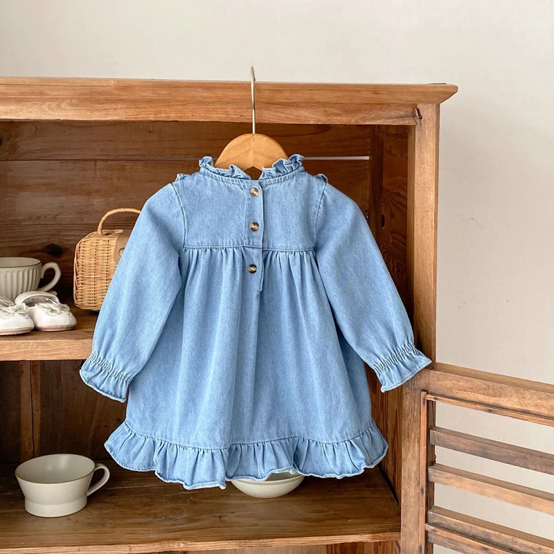 Autumn new style 0-3 years old baby clothes baby girl flower embroidery denim skirt Western style all-match girl dress