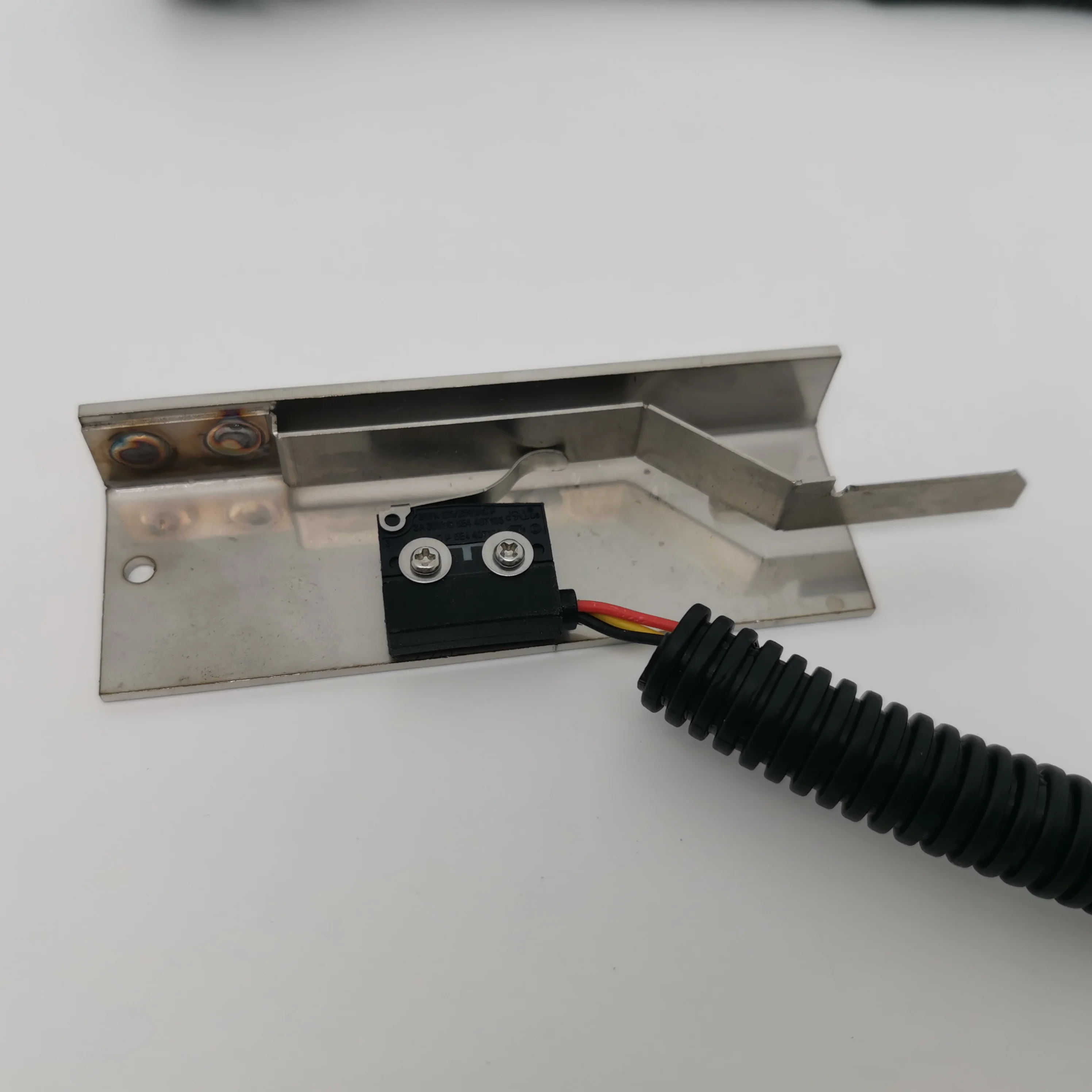 フォークリフト交換部品 フォークリフト交換部品 シート マイクロスイッチ 0009733039 7915310021 0009733037 7915310021 7915310023 7915310039