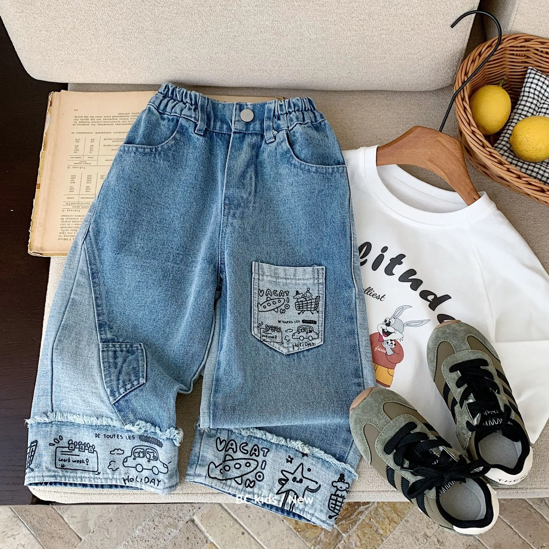 

Autumn Baby Boys Pants Drawing Printed Pocket Kids Baby Boys Denim Pants Loose Elastic Waist Splicing Color Toddler Boys Jean