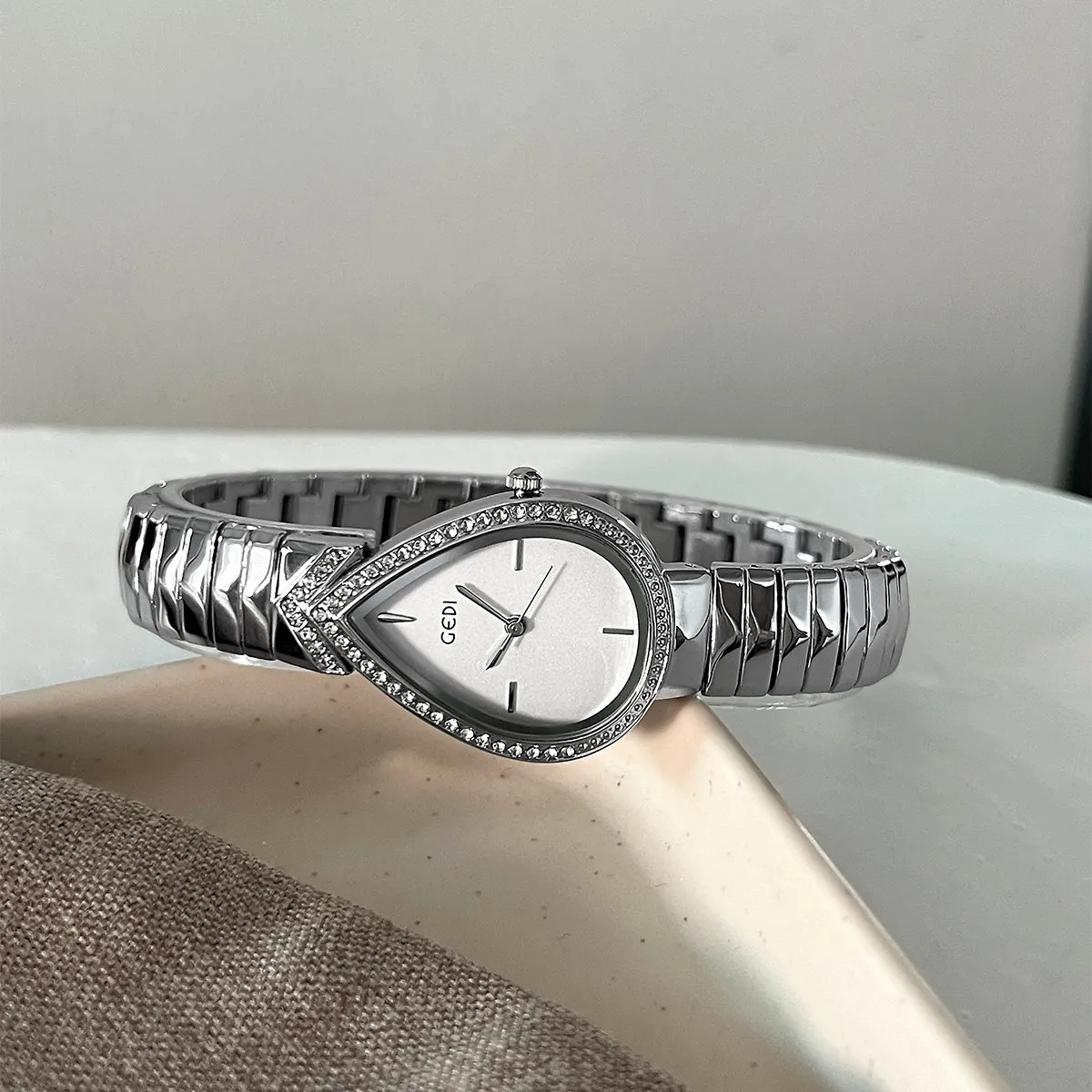 New Women'S Watch, Luxurious Steel Strap, Exquisite And Fashionable, High-End And Elegant Timepiece. Premium Selected Watch.