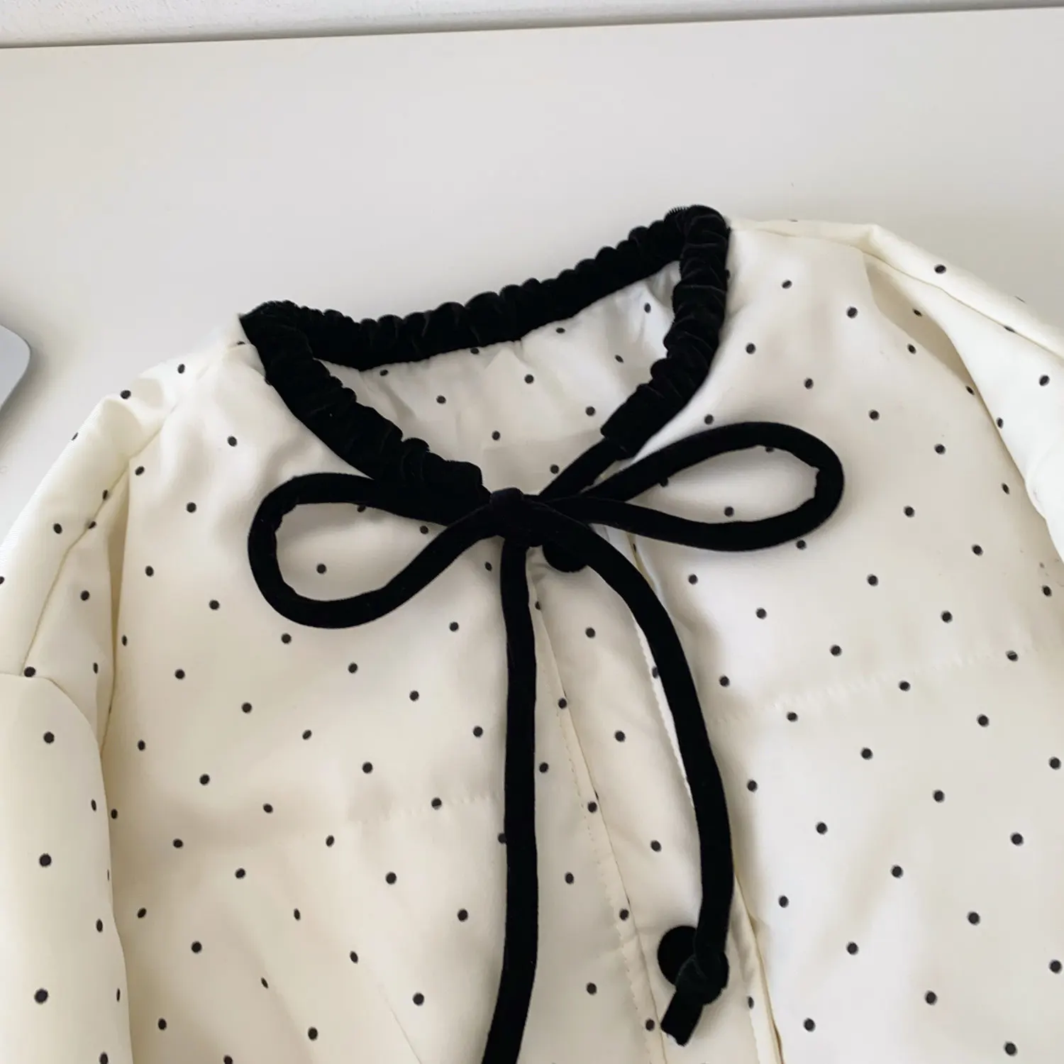 SINGREINY Polka Dot Cotton-Padded Short Jacket Korean Lace Up Drawstring Pocket 2026 Winter Ladies Preppy Style Warm Thick Coat
