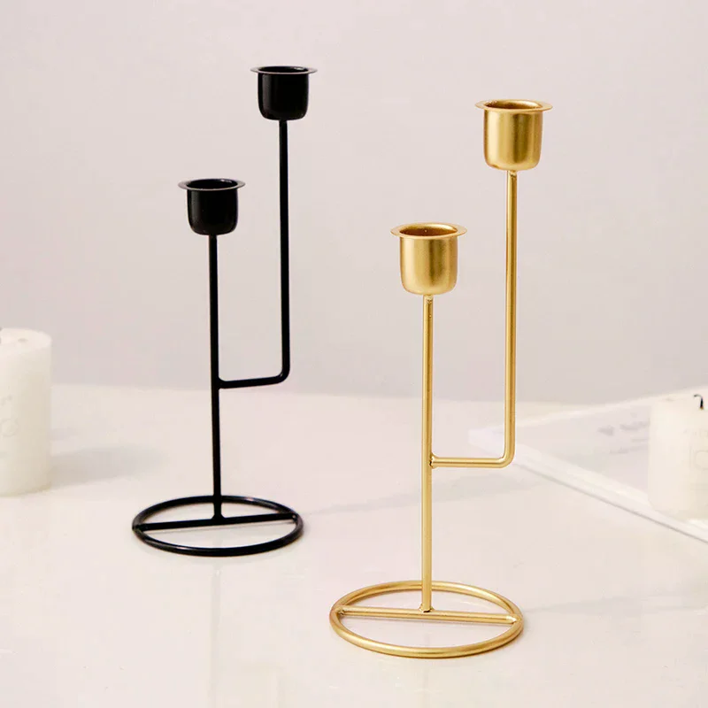 

Minimalist Vintage Elegant Style Iron Candle Holders Candlestick Fashion Wedding Table Candle Stand Exquisite Candlestick Table