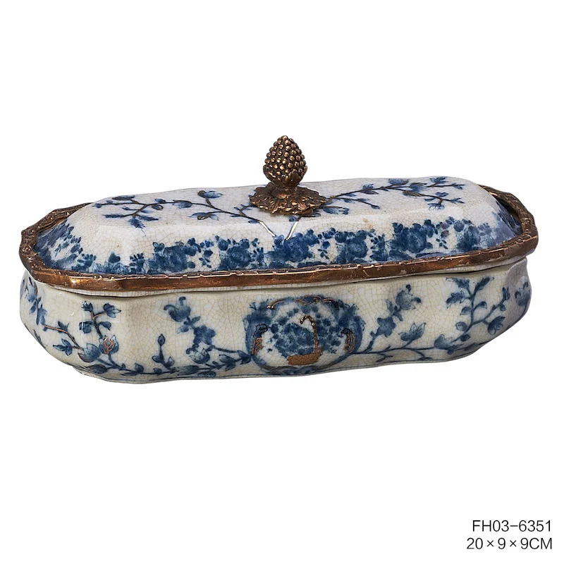 Modern luxury Oriental European soft decoration, vase Art Deco ceramics, copper tabletop decoration