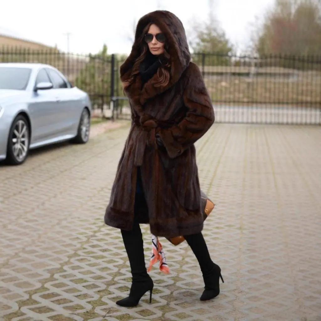 

Women's Mid-Length Hooded Faux Mink Coat 's Best-Selling Warm Autumn Winter Outerwear European American Style