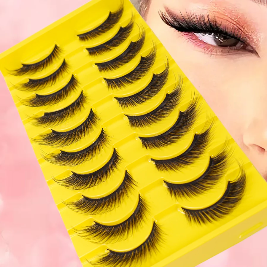 10 par efektownych makijaży oczu w stylu mango z pełnymi rzęsami 3D, podkreślających uroczystość oczu.