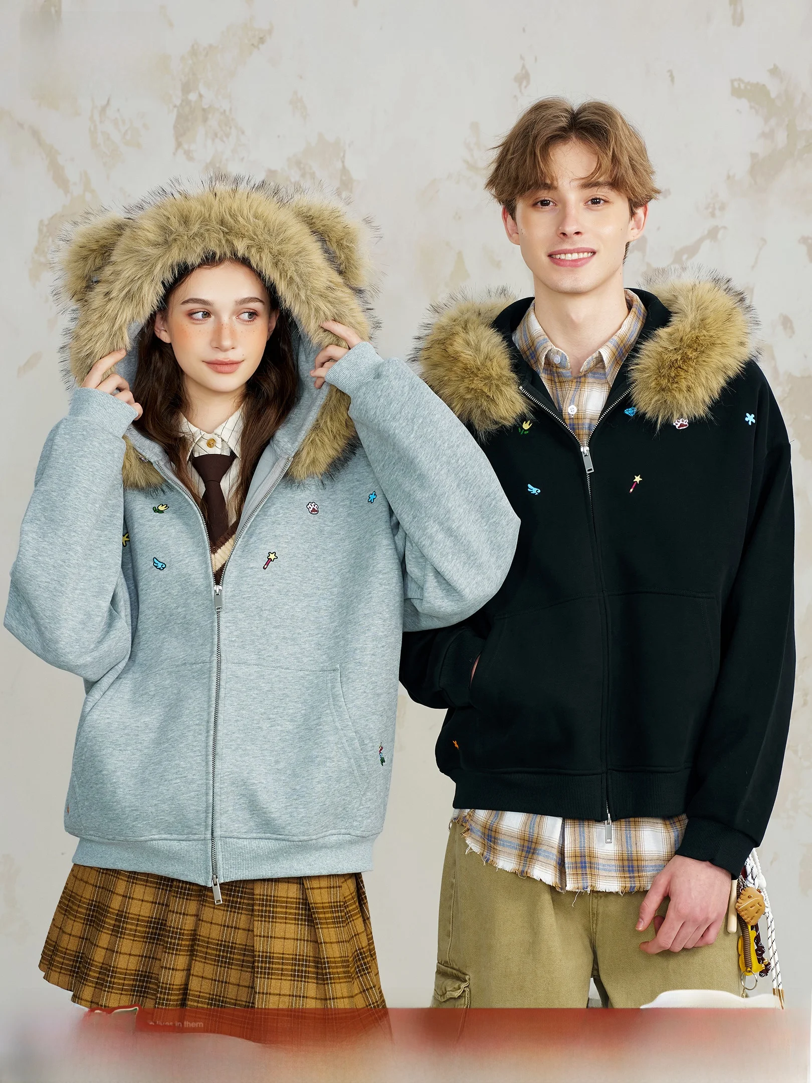 

Beetle Town Fun Series Women's Hooded Jaet with Fur Collar Embroidered Open Cardigan Coat for Couples Autumn Street Sle
