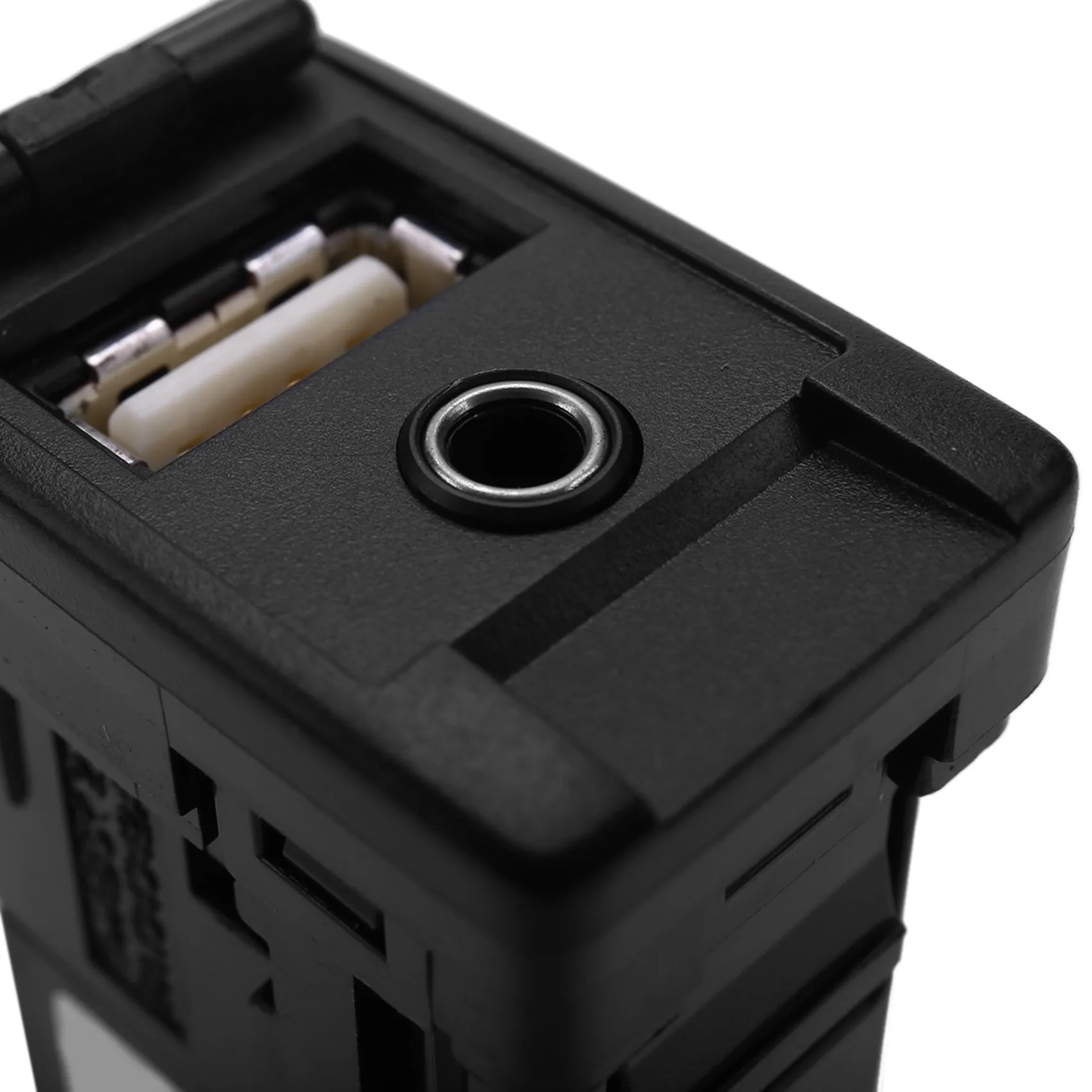 NEW HOT In Stock-Car AUX USB Port Adapter Jack Auto For Toyota Rav4 Camry For Yaris For Corolla Avalon 86190-0R010 Plastic Black