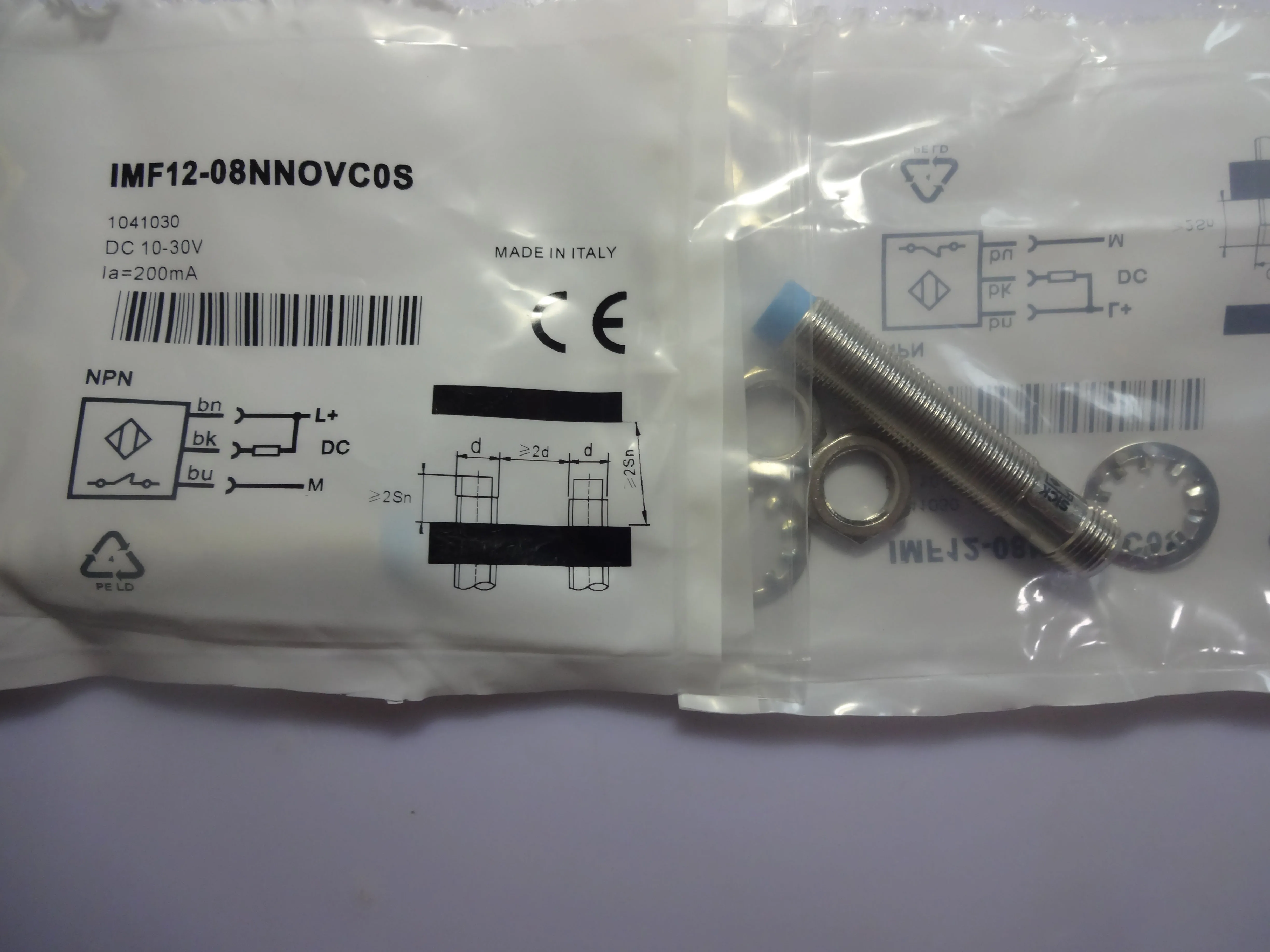 

New Proximity Switch Sensor in Stock IMF12-08NPOVC0S One-year Warranty High Quality Seller DHL FEDEX UPS