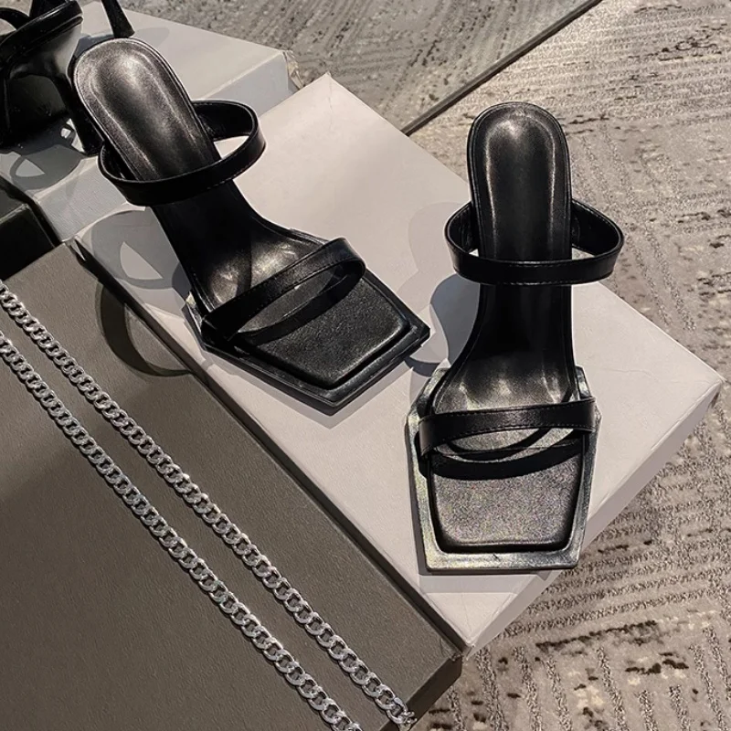 

New One-line Belt Square Sexy Open-toe Stiletto High Heel Chain Party Shoe Fashion Designer Brand Women Sandals Slip-on Slippers