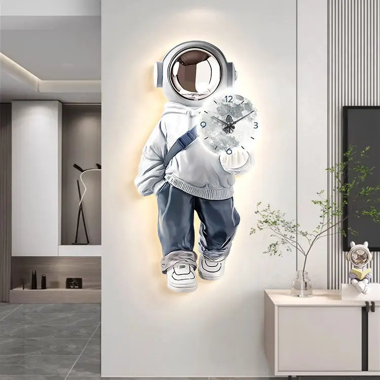 

Modern Astronaut Clock Decorative Wall Art for Luxe Hallway and Entryway Decoration Living Room Decoration