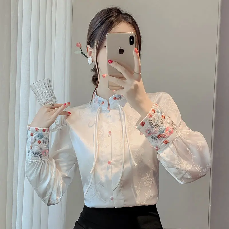 Chiffon Borduurwerk Vrouwen Shirt Lente/Zomer Losse Chinese Stijl Blouses Mode Kleding Lange Mouwen Vrouwen Slanke Top Q105