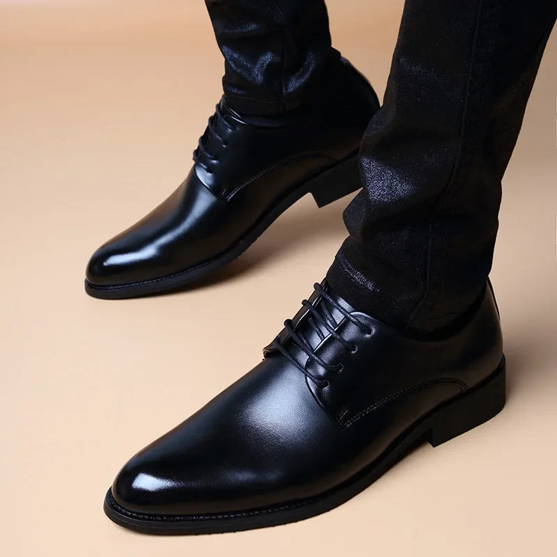 Men Wedding Leather Business Men\'s Dress Pointed Casual Youth British Style Inner Heightening Spring 2024 New Arrivals Shoes