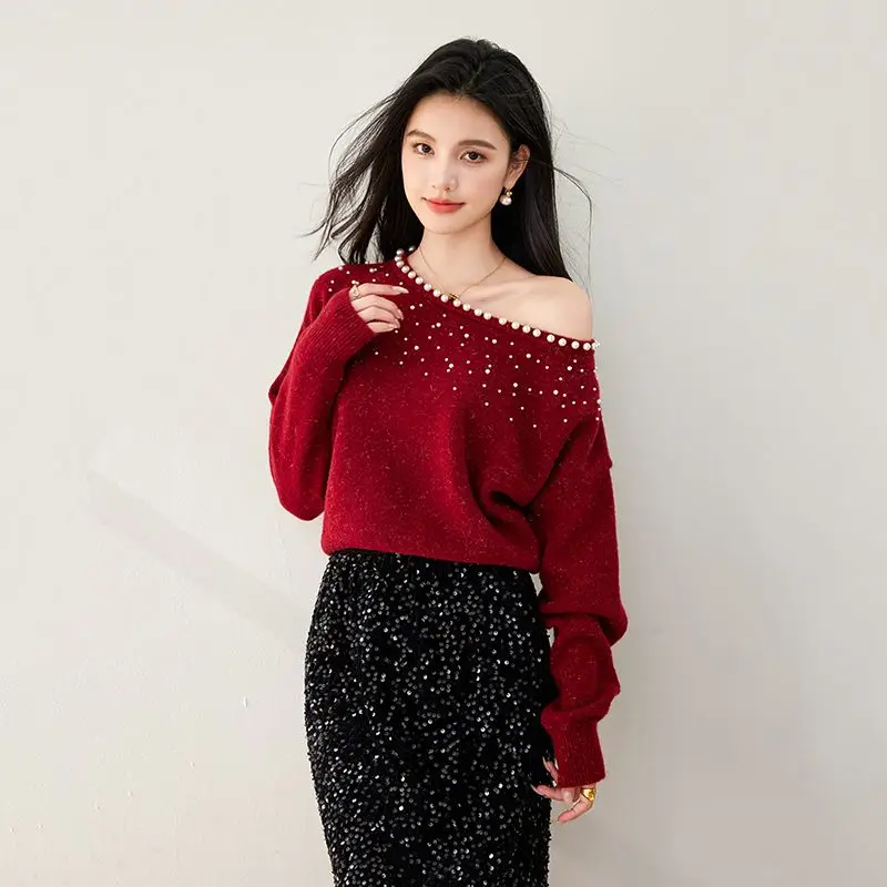 2025 Autunno francese retrò rosso perla design senso pendolarismo temperamento versatile maglione con un colletto per le donne