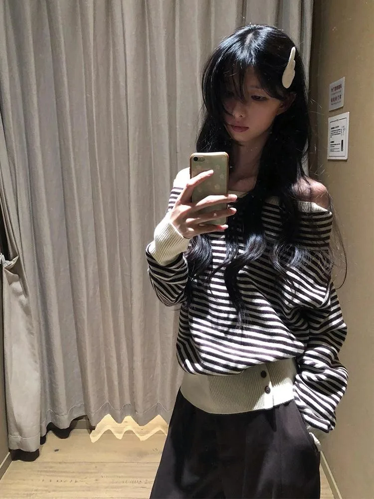 أوائل الخريف طويلة Sve المرأة تي شيرت الكورية Sle كسول مخطط واحد الكتف محبوك أعلى تخفيف Sle فضفاضة تناسب النسيج الناعم