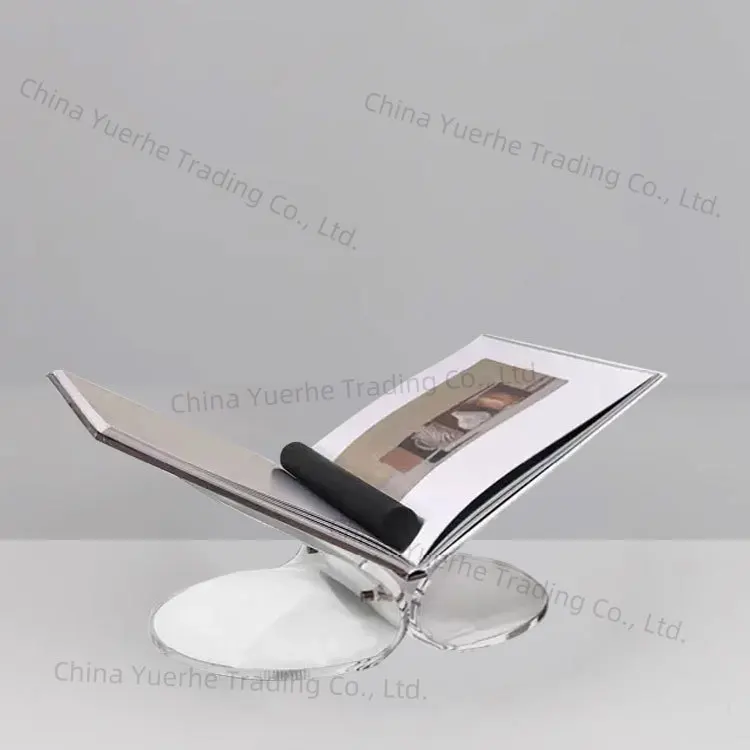 

Modern simple and creative butterfly shape transparent magazine rack model room sales office study living room table top ornamen