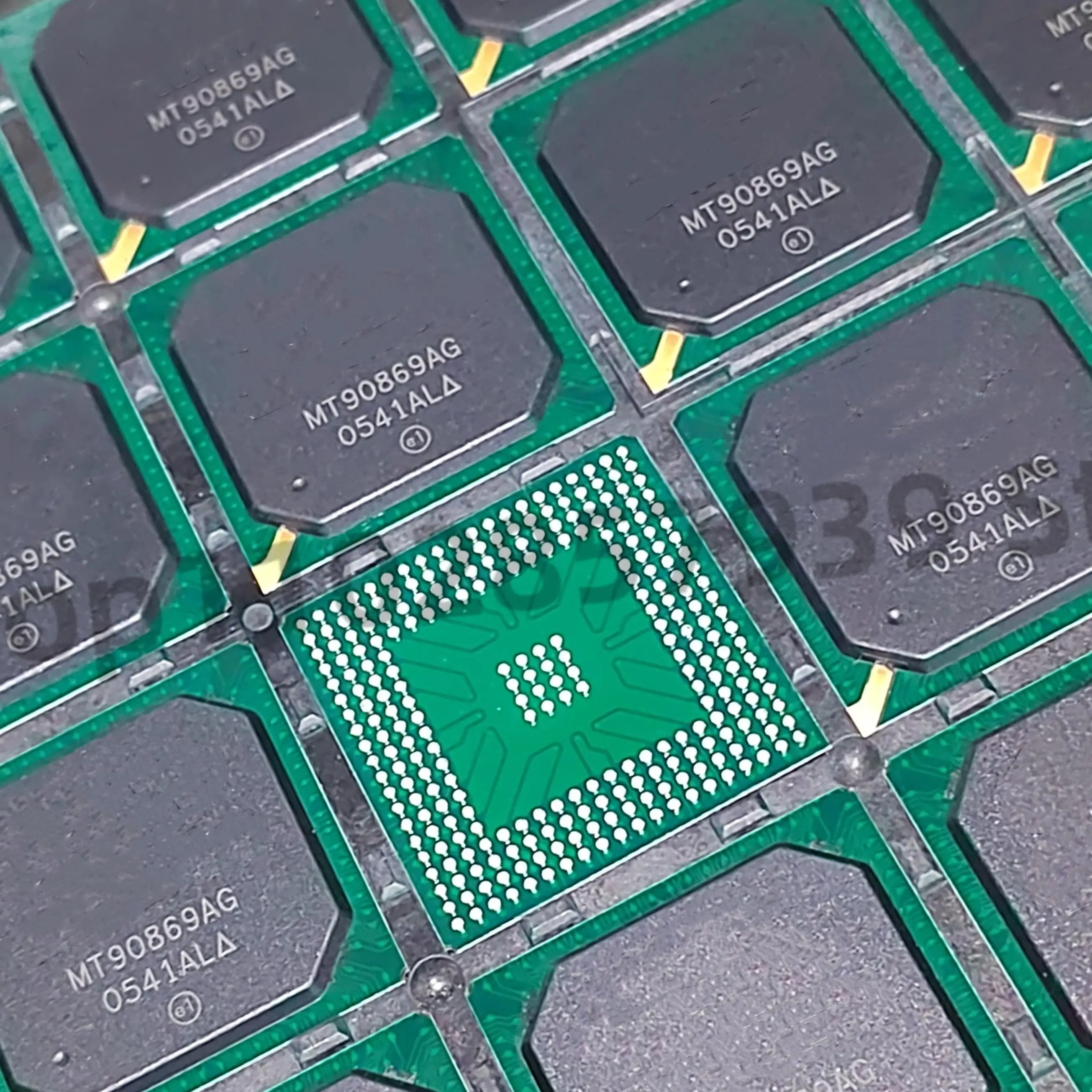 

1 шт./лот MT90869AG2 BGA оригинальное пятно, силовая трубка с полевым эффектом