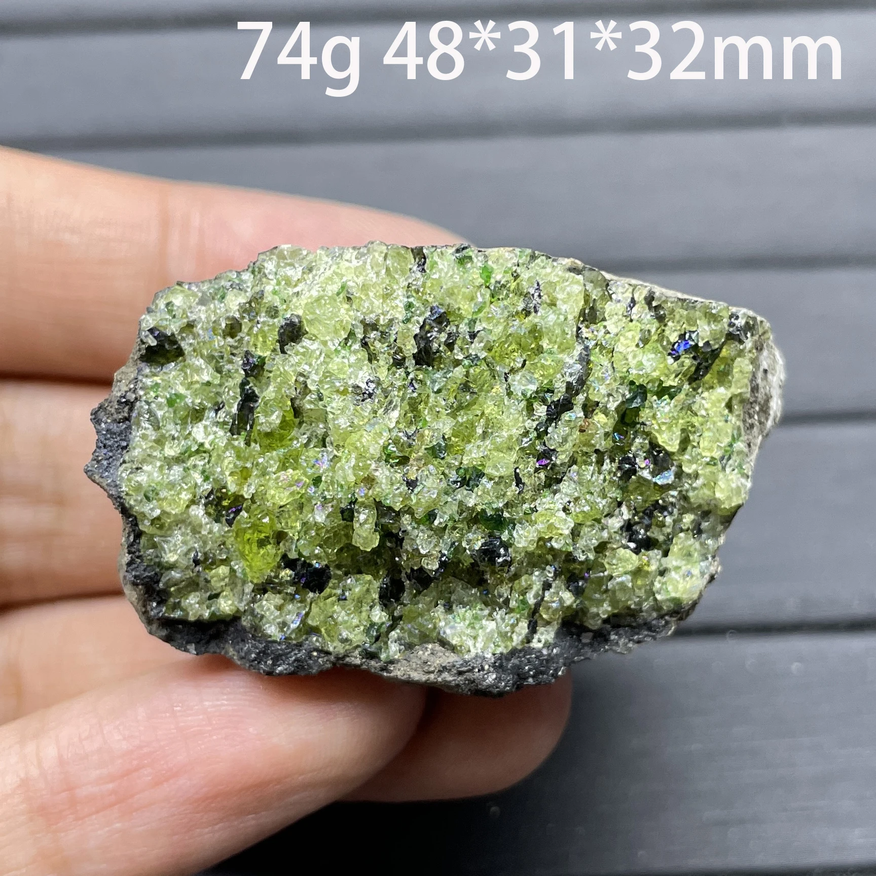 Natural Raw Stone Olivine Quartz Crystal Peridot Mineral Specimen Rock Home Decoration Gift Healing