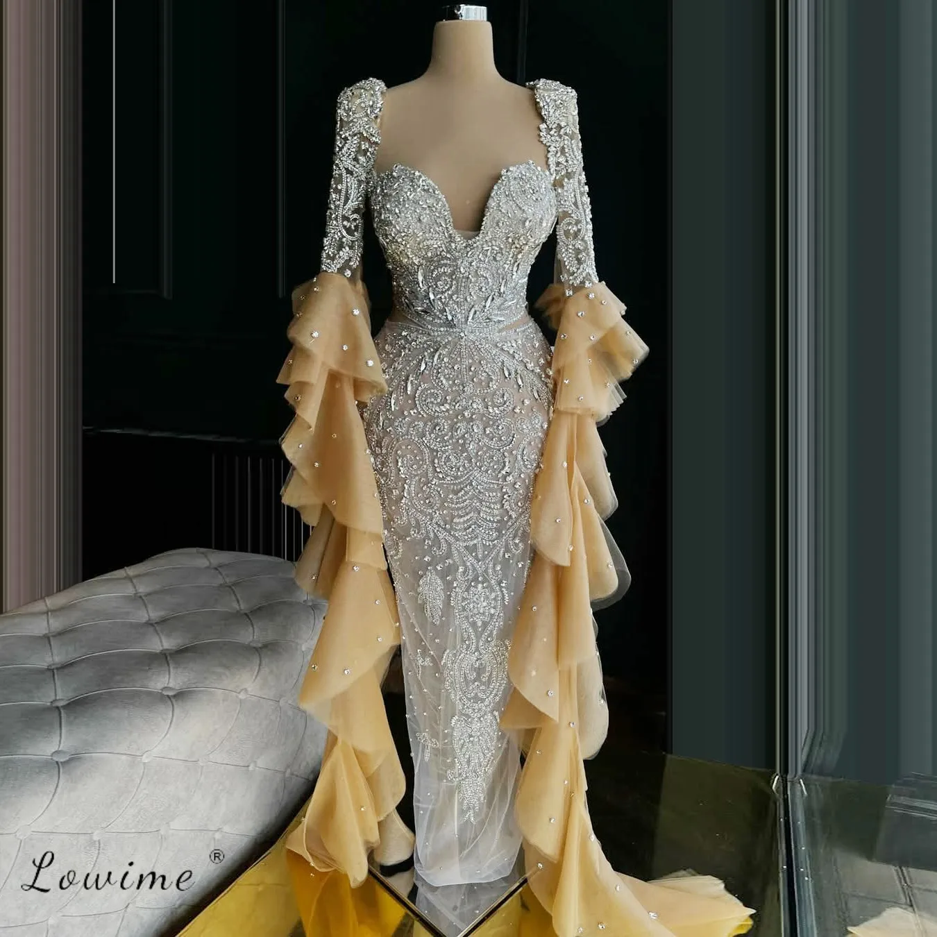 

Customized Vintage Shiny Crystal Luxury Evening Dresses Long Sleeve Formal Wedding Guest Party Wear Gowns