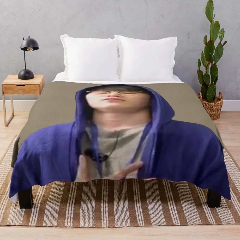 Woozi Relaxed Meme Throw Blanket for sofa Loose bed plaid Blankets