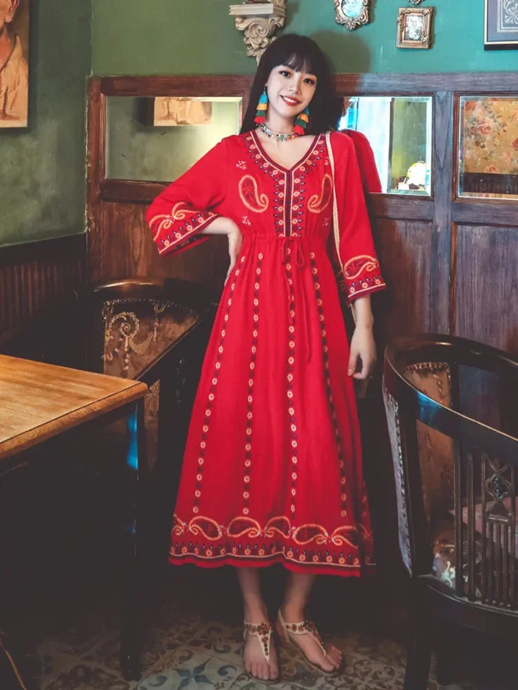 Spring Summer Women Dress Seaside Vacation Beach Bohemian Loose Ethnic Style Temperament Embroidered V-Neck Dress GD795