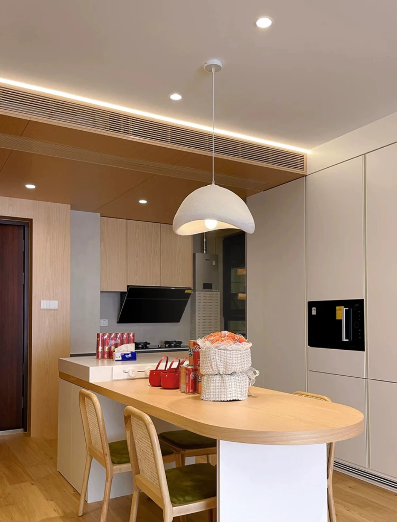 Lampe LED Suspendue au Design Nordique Moderne, Luminaire Décoratif d'Nik, Idéal pour une Salle à Manger, un Bar ou un Restaurant, 73 Pièces