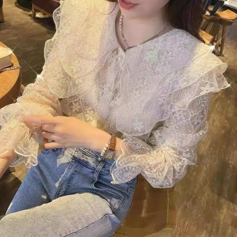 2024 Spring Autumn Fashionable Large Lapel Heavy Industry Lace Shirt for Women Western-style Trendy Doll Neck Elegant Loose Top