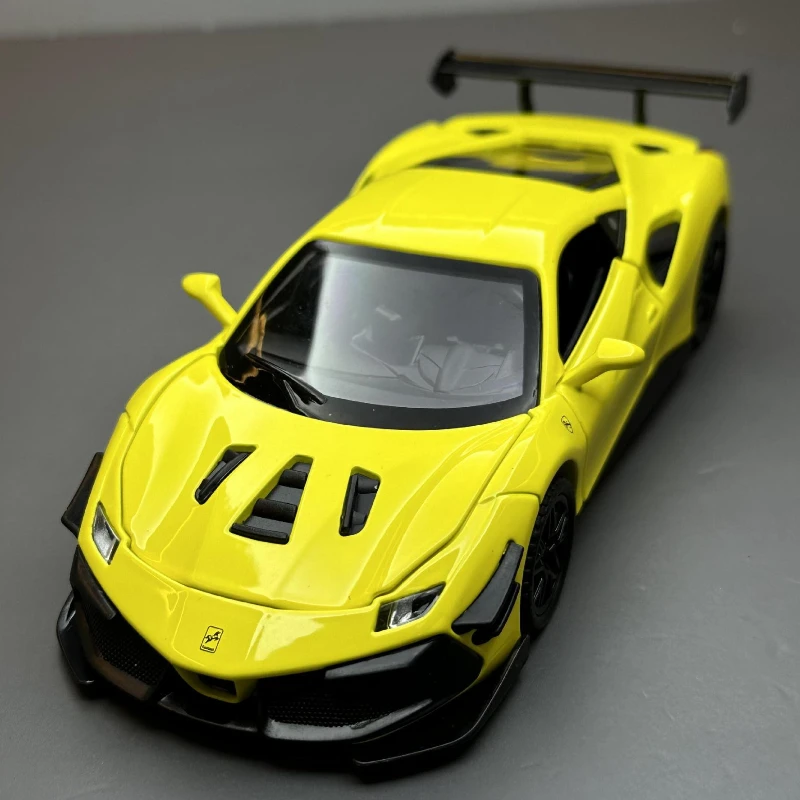 

1:32 Alloy Model Limited Edition 488 Sports Car with Sound Pull Back Toy Tabletop Model Ornament Collection Gift