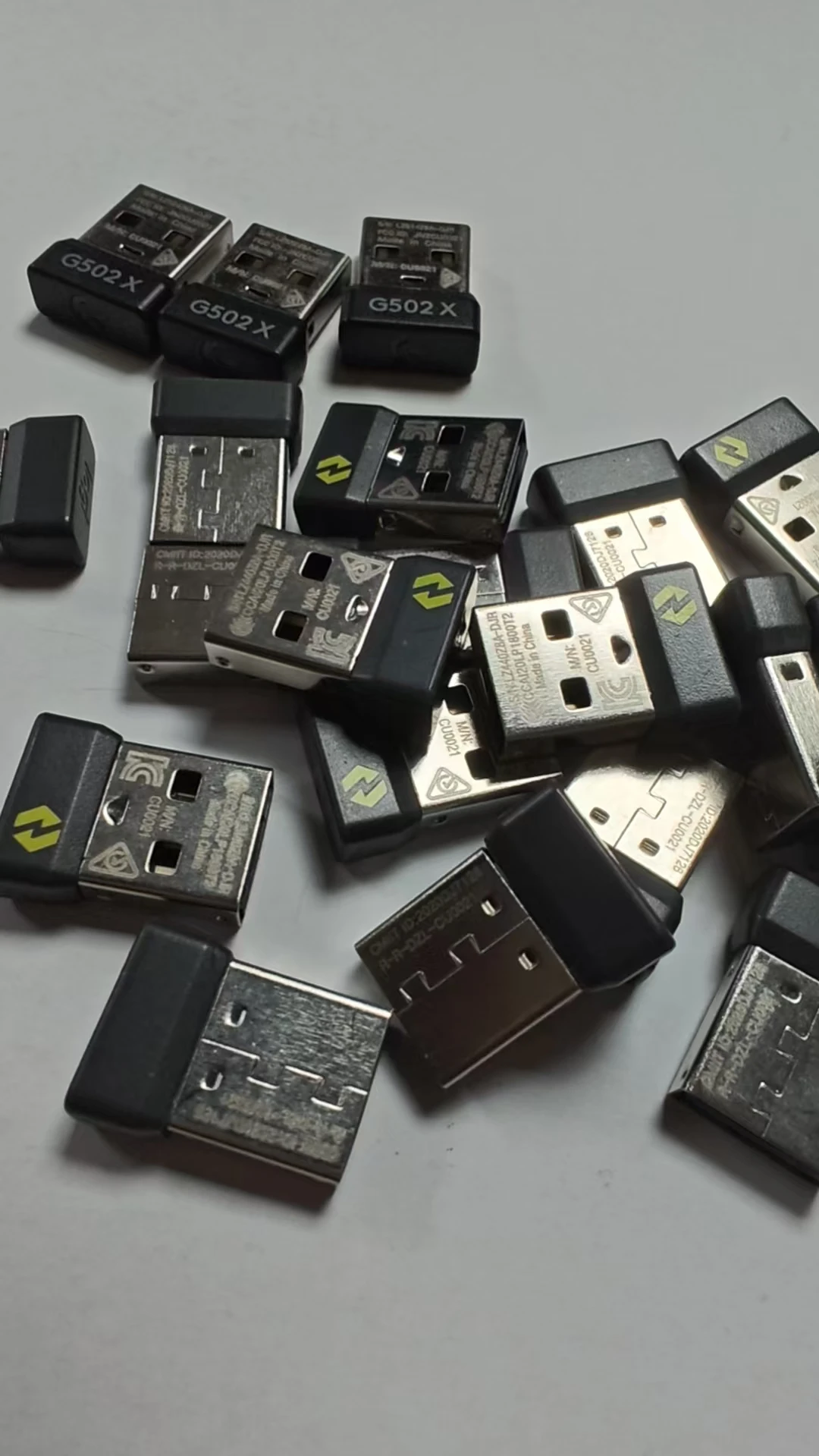 2025 brand-new genuine USB receiver wireless adapters for Logitech G PRO, GPROX, G502X, G700S and PRO2 mouse adapters.